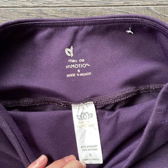 #15 cute dark purple leggings - Picture 2 of 4